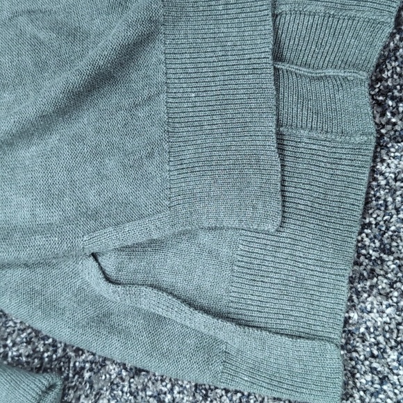 Sage Open Back Sweater - Picture 7 of 7